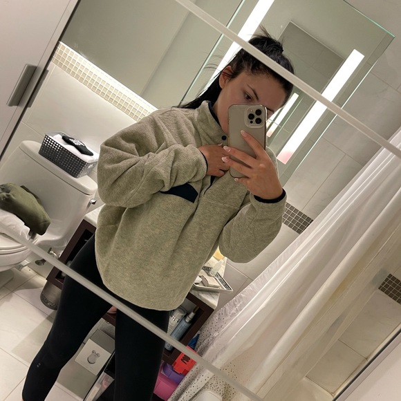 Patagonia sweatshirt - Picture 4 of 6